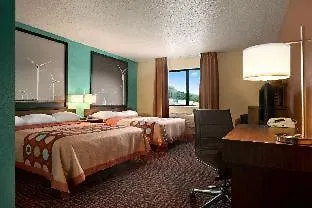 Super 8 By Wyndham East Motel Peoria