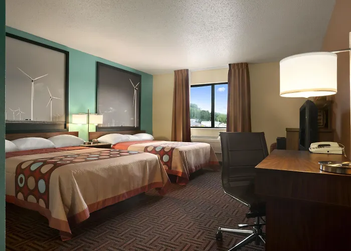 Super 8 By Wyndham East Peoria