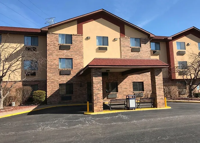 Super 8 By Wyndham East Motel