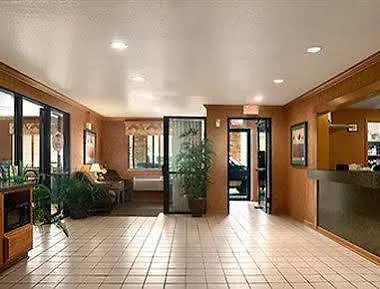 Super 8 By Wyndham East Peoria